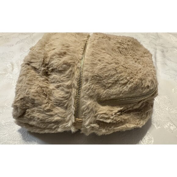 Faux Fur Furry 12\